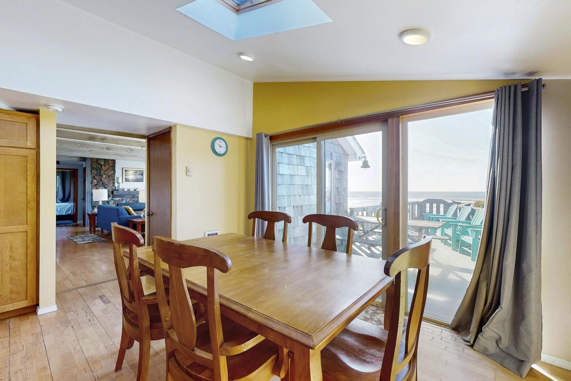 Seadrifter Oceanfront House