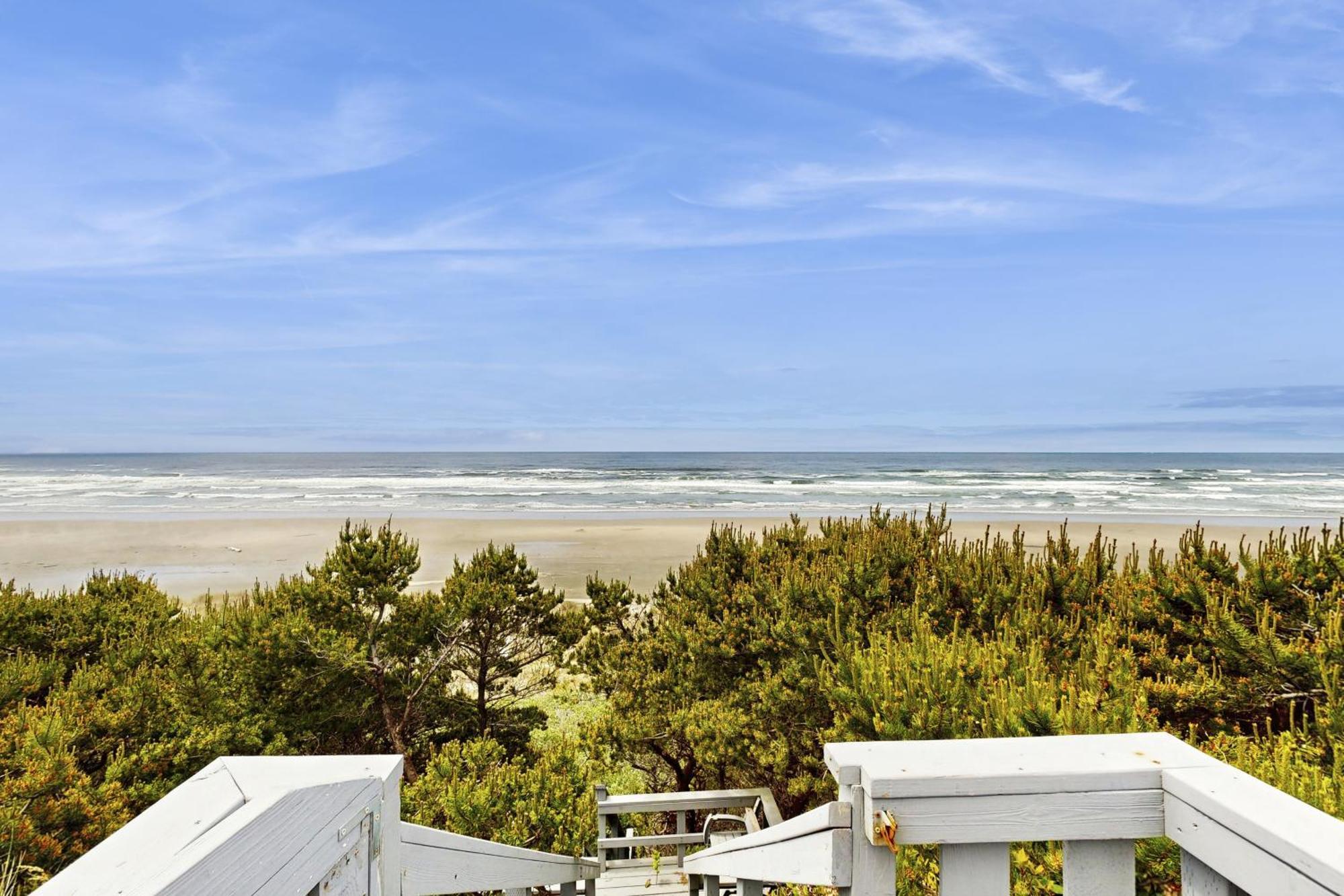 Seadrifter Oceanfront House Casa de Férias *