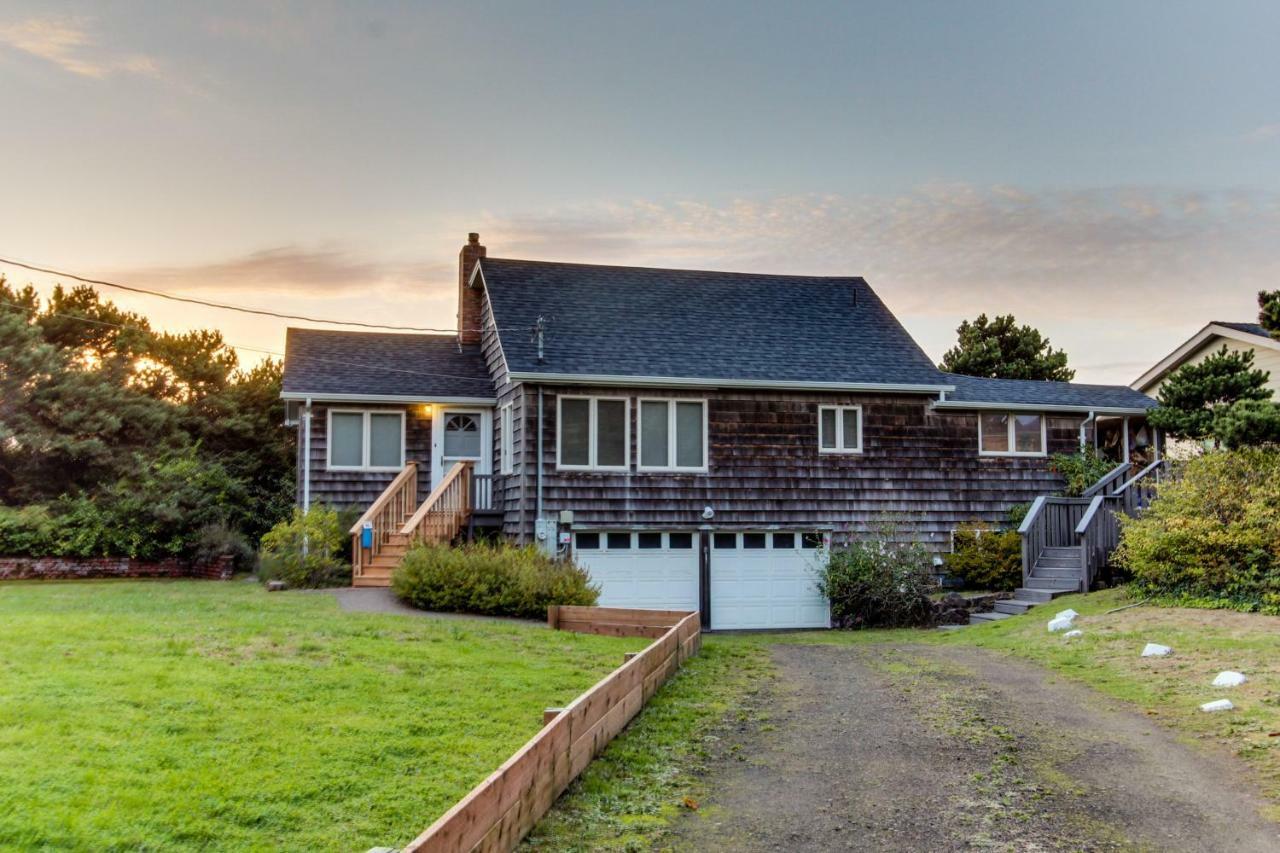 Seadrifter Oceanfront House